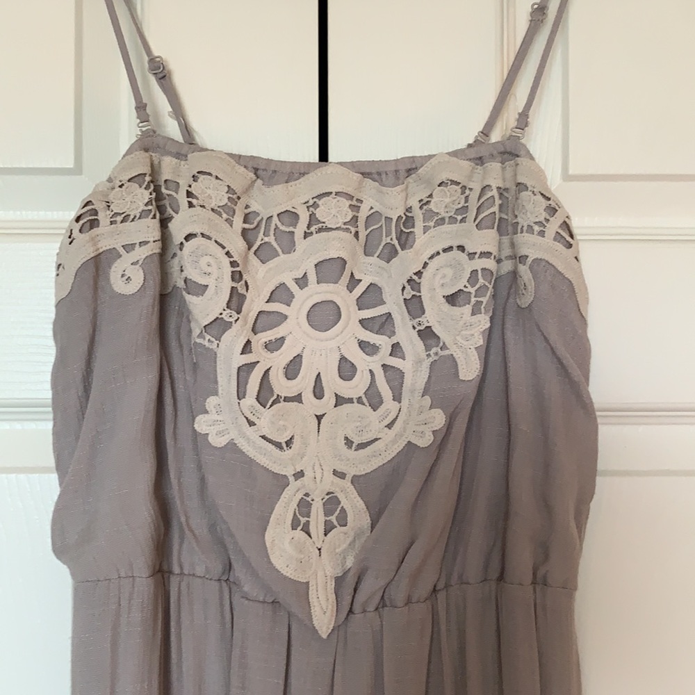 Lauren Conrad Summer Day Dress. Size Medium